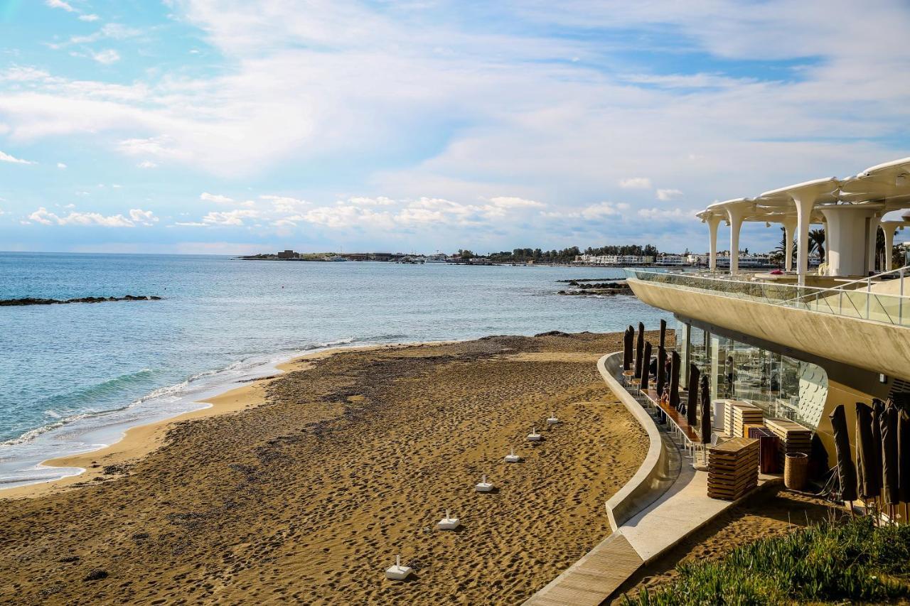 Sea Side Appartment In Kato Paphos Exteriör bild